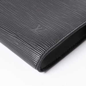 Very Good Condition LOUIS VUITTON Pochette Accessory Pouch M52942 Epi Black Gold Hardware Used 4a004217