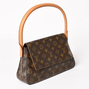 極美品 LOUIS VUITTON ルイヴィトン ミニ ルーピング ワンショルダーバッグ M51147 モノグラム PVC レザー ブラウン 中古 4a004228