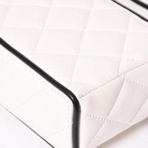 CHANEL Slim Vanity Bag Vanity Case Shoulder Bag Random Number Lambskin White Black Bicolor Silver Hardware Good Condition Used 4a004238