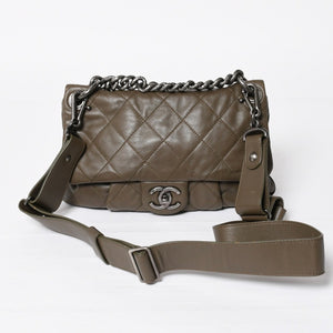Very Good Condition CHANEL 2WAY Bag No. 16 Coco Mark Lambskin Quilted Olive Antique Silver Hardware Used 4a003948
