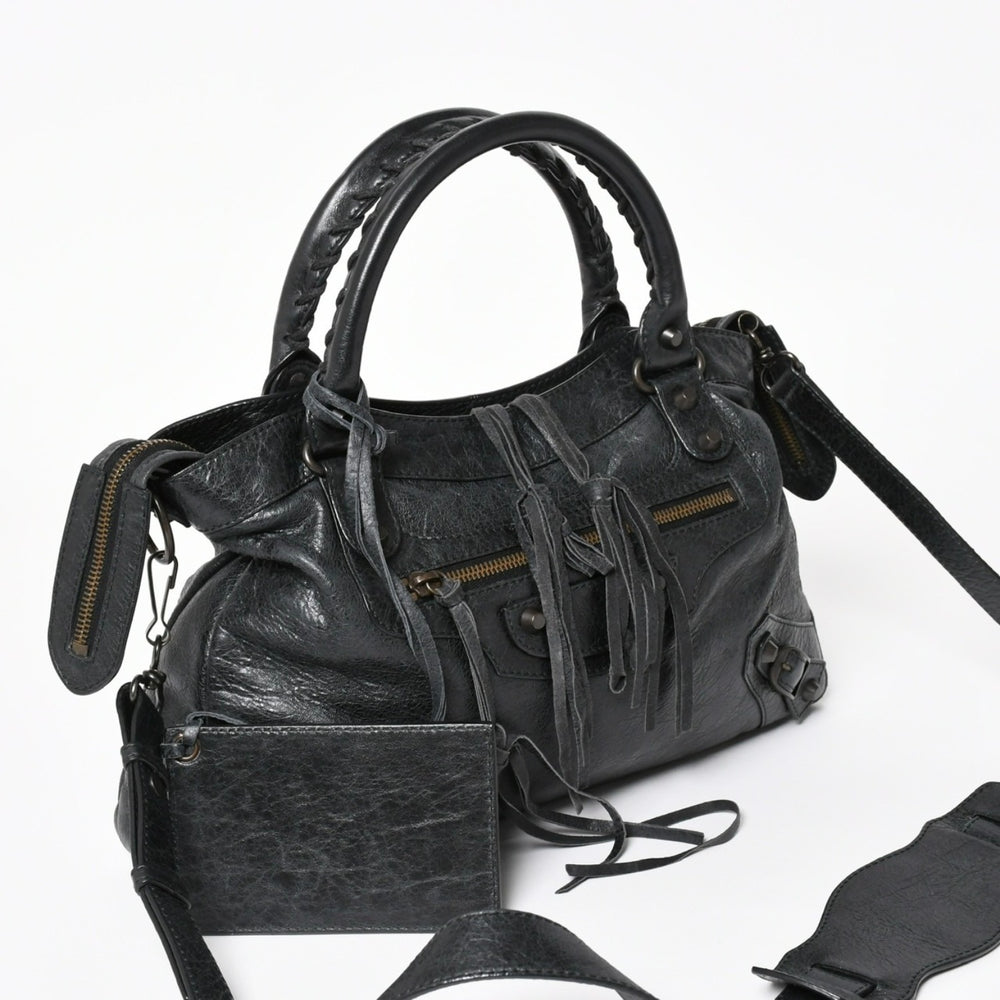 極美品 BALENCIAGA バレンシアガ The Town ザ・タウン 2WAY ショルダーバッグ ハンドバッグ 240579 ブラック 中古 4a003959