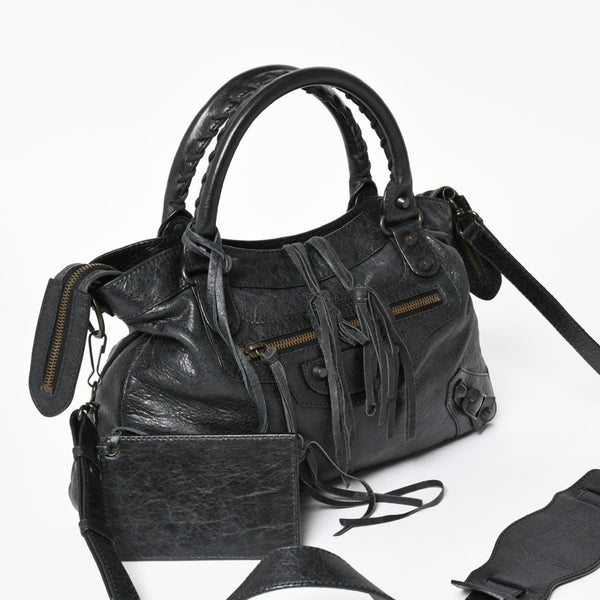 極美品 BALENCIAGA バレンシアガ The Town ザ・タウン 2WAY ショルダーバッグ ハンドバッグ 240579 ブラック 中古 4a003959