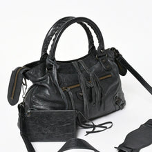 画像をギャラリービューアに読み込む, 極美品 BALENCIAGA バレンシアガ The Town ザ・タウン 2WAY ショルダーバッグ ハンドバッグ 240579 ブラック 中古 4a003959