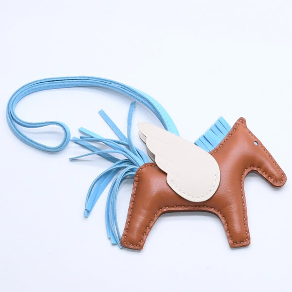 極美品 HERMES エルメス ロデオチャーム ペガサスPM ゴールド セレステ クレ アニョーミロ スイフト バッグチャーム W刻印 中古 4a004260