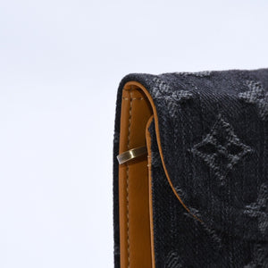 極美品 LOUIS VUITTON ルイヴィトン モノグラムデニム ポルトフォイユ アメリア M95512 三つ折り財布 ブラック イエロー ゴールド金具 中古 4a004267