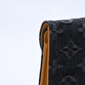 極美品 LOUIS VUITTON ルイヴィトン モノグラムデニム ポルトフォイユ アメリア M95512 三つ折り財布 ブラック イエロー ゴールド金具 中古 4a004267