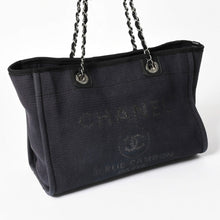 画像をギャラリービューアに読み込む, CHANEL シャネル ドーヴィルMM チェーンストラップトートバッグ ランダム番台 ショルダーバッグ ダークネイビー ブラック コットンファイバー シルバー金具 良品 中古 4a004278