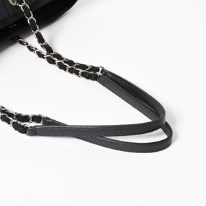 CHANEL シャネル ドーヴィルMM チェーンストラップトートバッグ ランダム番台 ショルダーバッグ ダークネイビー ブラック コットンファイバー シルバー金具 良品 中古 4a004278