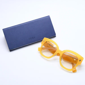 FENDI フェンディ ローマ サングラス イエロー サイドロゴ FF 0458/G/S アイウェア 52◻︎23 150 ブラウンレンズ 美品 中古 4a004323