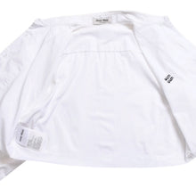 Load image into Gallery viewer, MIUMIU ミュウミュウ クロップド丈 シャツ ホワイト ブラック ラインストーン サイズ36 美品 中古 4a004111