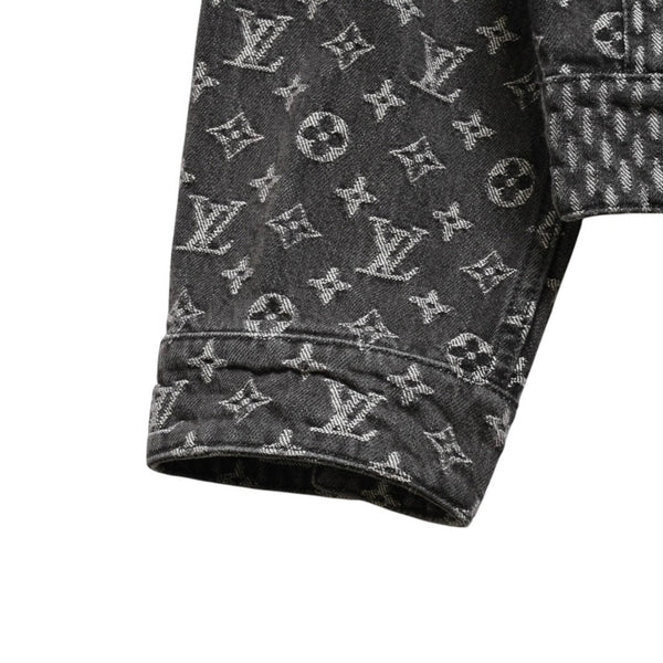 LOUIS VUITTON ルイヴィトン × NIGO ジャイアントダミエウェーブス デニムジャケット ニゴー モノグラム ダミエ アウター ブラック グレー 44サイズ美品 中古 4a004413