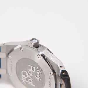 AUDEMARS PIGUET オーデマピゲ ロイヤルオーク 腕時計 67601ST.ZZ.D012CR.01 シルバー文字盤 革 SS QZ ダイヤモンド 美品 中古 4a004284