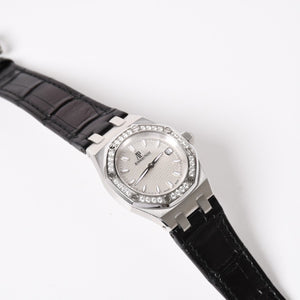 AUDEMARS PIGUET オーデマピゲ ロイヤルオーク 腕時計 67601ST.ZZ.D012CR.01 シルバー文字盤 革 SS QZ ダイヤモンド 美品 中古 4a004284
