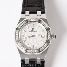 画像をギャラリービューアに読み込む, AUDEMARS PIGUET オーデマピゲ ロイヤルオーク 腕時計 67601ST.ZZ.D012CR.01 シルバー文字盤 革 SS QZ ダイヤモンド 美品 中古 4a004284