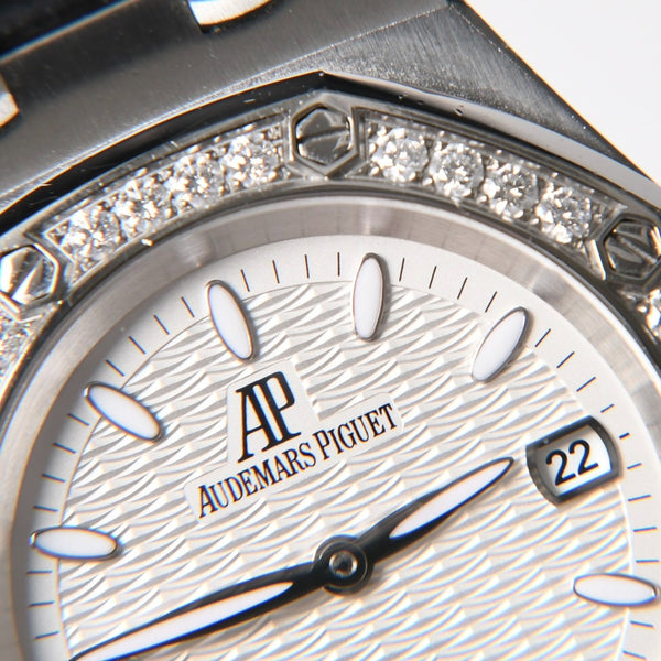 AUDEMARS PIGUET オーデマピゲ ロイヤルオーク 腕時計 67601ST.ZZ.D012CR.01 シルバー文字盤 革 SS QZ ダイヤモンド 美品 中古 4a004284