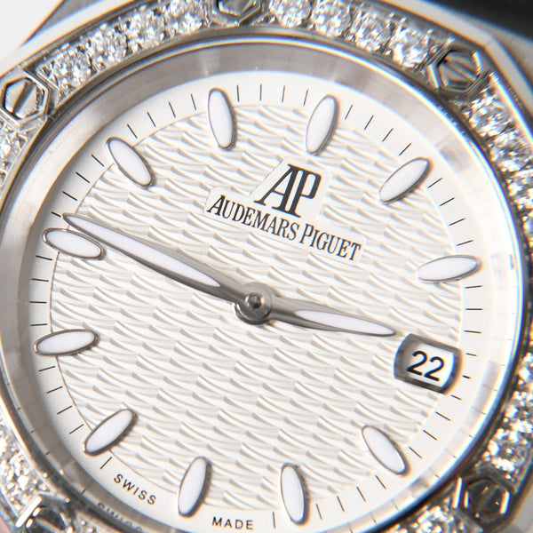 AUDEMARS PIGUET オーデマピゲ ロイヤルオーク 腕時計 67601ST.ZZ.D012CR.01 シルバー文字盤 革 SS QZ ダイヤモンド 美品 中古 4a004284