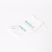 画像をギャラリービューアに読み込む, 極美品 BOTTEGA VENETA ボッテガ ヴェネタ キャンディカセット イントレチャート ミニ ショルダーバッグ パープル シルバー金具 中古 4a004306