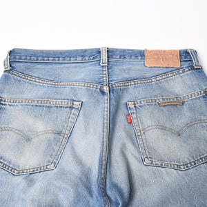 CHROME HEARTS クロムハーツ × Levi's リーバイス デニムパンツ ジーンズ サイズ32 クロスボール インディゴブルー 美品 中古 4a004333