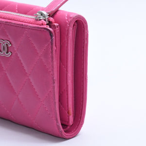 CHANEL シャネル マトラッセ 21番台 コンパクトウォレット 三つ折り財布 ラムスキン ピンク シルバー金具 美品 中古 4a004264