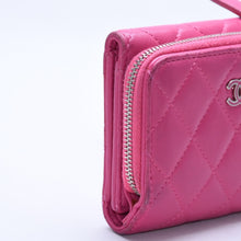 画像をギャラリービューアに読み込む, CHANEL シャネル マトラッセ 21番台 コンパクトウォレット 三つ折り財布 ラムスキン ピンク シルバー金具 美品 中古 4a004264