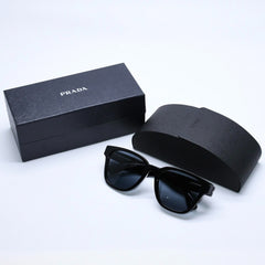 Excellent condition PRADA sunglasses, black with dark blue lenses, SPR A04-F, size 54.◻18 Used 4a004314