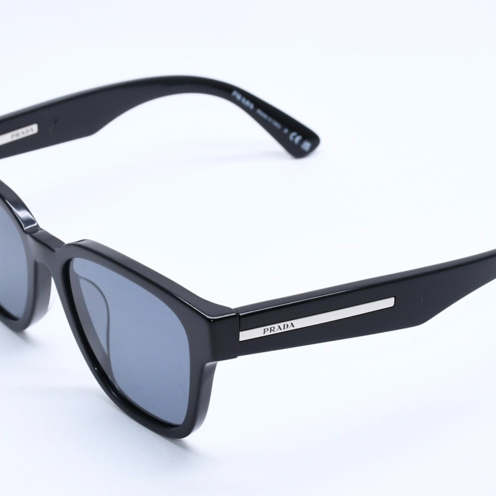 極美品 PRADA プラダ Sunglasses サングラス ブラック ダークブルーレンズ SPR A04-F サイズ54◻︎18 中古 4a004314