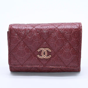 CHANEL シャネル カメリア型押し マトラッセ キーケース 26番台 カーフスキン ココマーク ボルドー ゴールド金具 美品 中古 4a004262