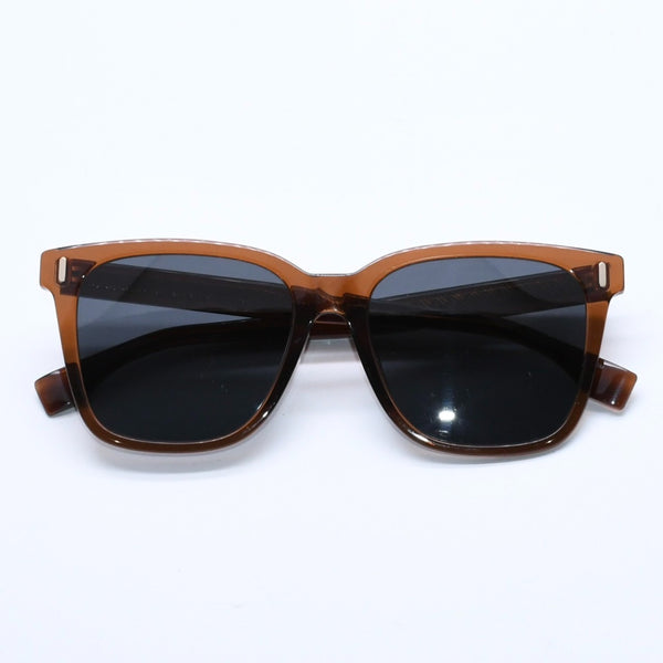 FENDI sunglasses, brown temples, black lenses, gold hardware, FF M0053/F/S 55◻18 150 Excellent condition Used 4a004321
