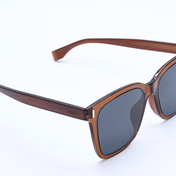 FENDI sunglasses, brown temples, black lenses, gold hardware, FF M0053/F/S 55◻18 150 Excellent condition Used 4a004321