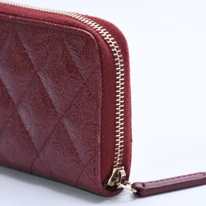 極美品 CHANEL シャネル カメリア型押し マトラッセ ラウンドファスナー コインケース 26番台 カーフスキン キルティング ココマーク ボルドー ゴールド金具 中古 4a004263