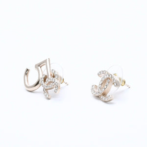 CHANEL シャネル ココマーク ピアス 重量約4.31g A21S刻印 No.5 ラインストーン メタル GP ゴールド クリア 両耳用 美品 中古 4a003729