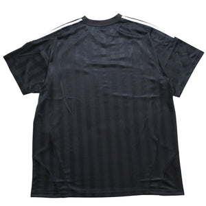 極美品 BALENCIAGA バレンシアガ × アディダス オーバーサイズ サッカー ゲームシャツ 723663 TNV13 ユニフォーム シャドーストライプ エンブレム ブラック ホワイト 3サイズ 中古 4a004340