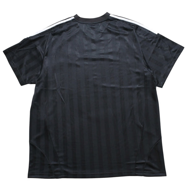 極美品 BALENCIAGA バレンシアガ × アディダス オーバーサイズ サッカー ゲームシャツ 723663 TNV13 ユニフォーム シャドーストライプ エンブレム ブラック ホワイト 3サイズ 中古 4a004340