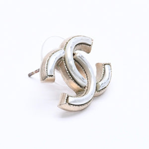 CHANEL シャネル ココマーク ピアス 重量約3.05g A14B刻印 メタル シルバー ゴールド バイカラー 片耳用 美品 中古 4c060785