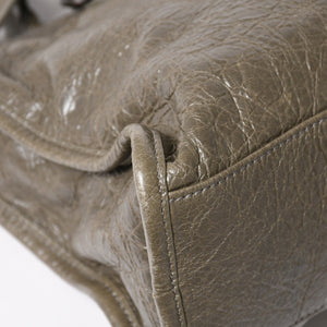 BALENCIAGA バレンシアガ ル シティ スモール ハンドバッグ 811442 ショルダーバッグ カーキ スタッズ ブロンズ金具 108 5240 美品 中古 4a004345