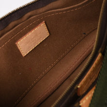 Load image into Gallery viewer, 極美品 LOUIS VUITTON ルイヴィトン モノグラム ミュルティポシェット アクセソワール カーキ ショルダーバッグ M44813 中古 4a004369