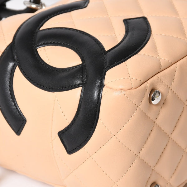 極美品 CHANEL シャネル カンボンライン ボーリングバッグ ハンドバッグ A25171 ラムスキン 10番台 ベージュ ブラック ココマーク シルバー金具 中古 4a004384