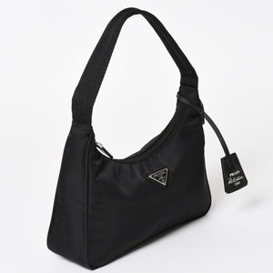 極美品 PRADA プラダ ホーボー ハンドバッグ MV515 トライアングルロゴ 三角ロゴプレート ナイロン ブラック 中古 4a004353