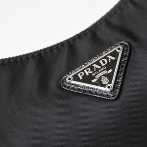 極美品 PRADA プラダ ホーボー ハンドバッグ MV515 トライアングルロゴ 三角ロゴプレート ナイロン ブラック 中古 4a004353