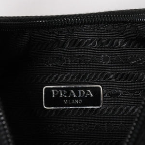 極美品 PRADA プラダ ホーボー ハンドバッグ MV515 トライアングルロゴ 三角ロゴプレート ナイロン ブラック 中古 4a004353
