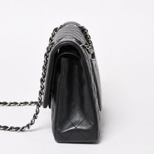 画像をギャラリービューアに読み込む, 極美品 CHANEL シャネル マトラッセ25 Wフラップ Wチェーンショルダーバッグ 19番台 ココマーク ラムスキン シルバー金具 中古 4a004347