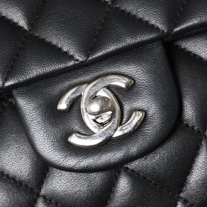 極美品 CHANEL シャネル マトラッセ25 Wフラップ Wチェーンショルダーバッグ 19番台 ココマーク ラムスキン シルバー金具 中古 4a004347