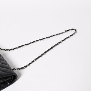 極美品 CHANEL シャネル マトラッセ25 Wフラップ Wチェーンショルダーバッグ 19番台 ココマーク ラムスキン シルバー金具 中古 4a004347