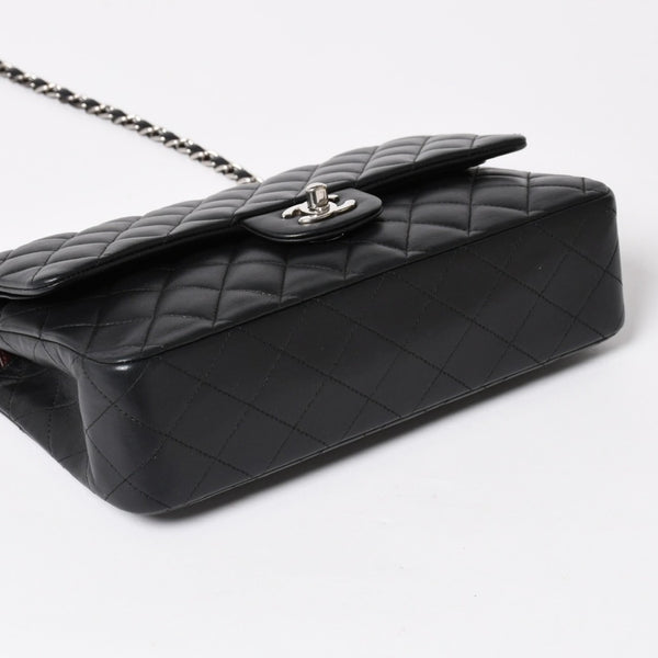 極美品 CHANEL シャネル マトラッセ25 Wフラップ Wチェーンショルダーバッグ 19番台 ココマーク ラムスキン シルバー金具 中古 4a004347