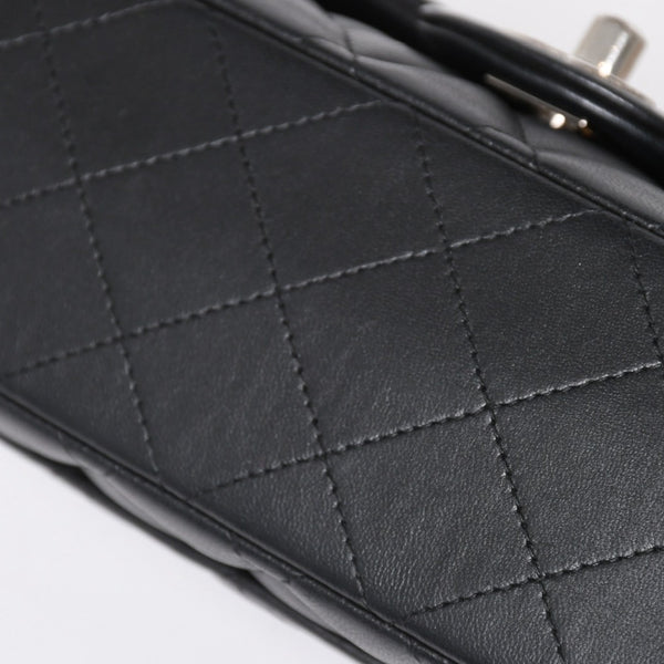 極美品 CHANEL シャネル マトラッセ25 Wフラップ Wチェーンショルダーバッグ 19番台 ココマーク ラムスキン シルバー金具 中古 4a004347