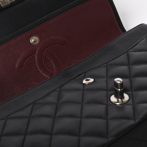 極美品 CHANEL シャネル マトラッセ25 Wフラップ Wチェーンショルダーバッグ 19番台 ココマーク ラムスキン シルバー金具 中古 4a004347