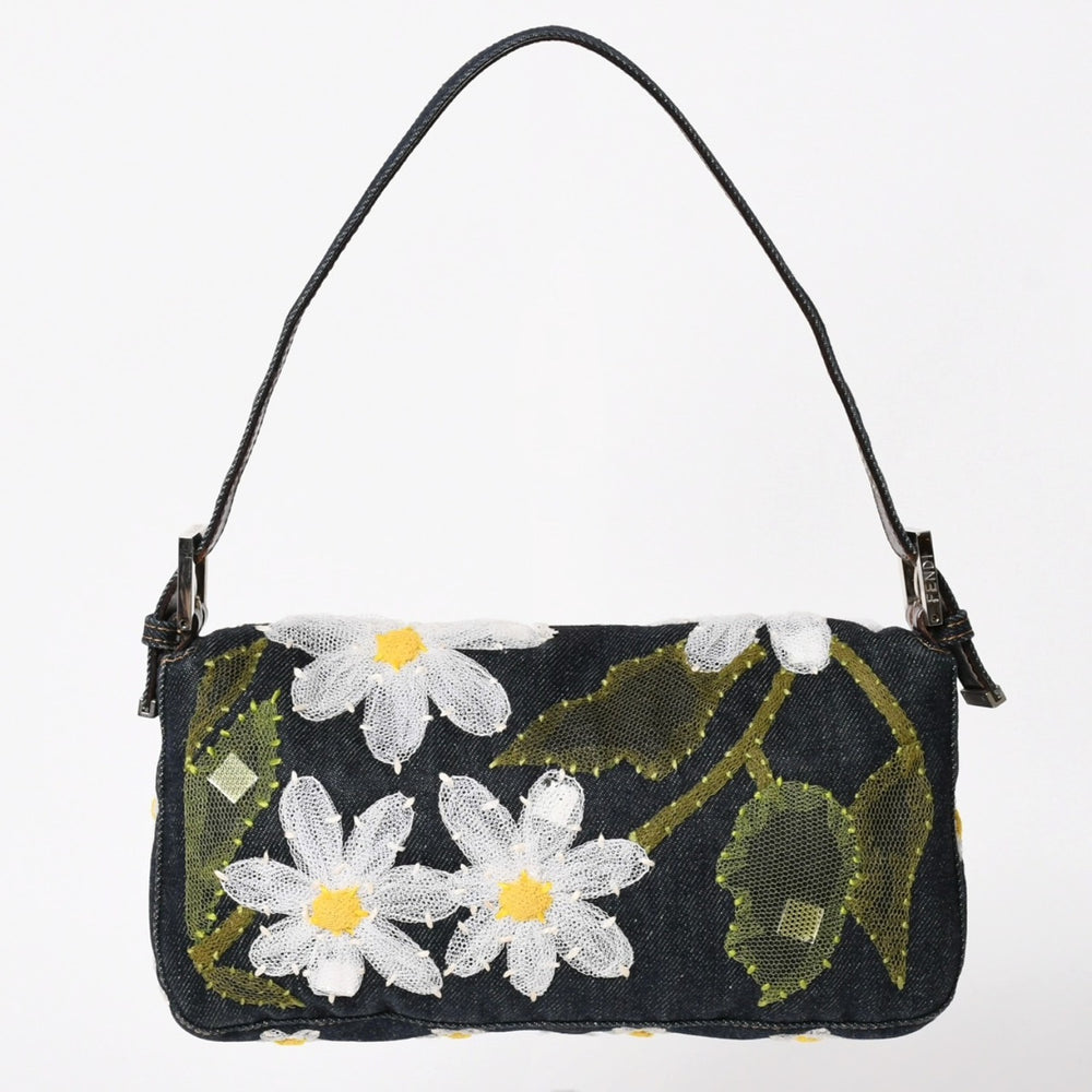 FENDI フェンディ マンマバケット デニム ワンショルダーバッグ フラワーレース刺繍 26424 インディゴブルー ハンドバッグ シルバー金具 美品 中古 4a004357