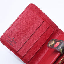 Load image into Gallery viewer, LOUIS VUITTON ルイヴィトン モノグラムチェリー コンパクトジップ M95005 ミニウォレット 二つ折り財布 村上隆 モノグラムキャンバス チェリー ブラウン レッド CA0045 ゴールド金具 美品 中古 4a004363