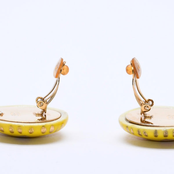 Very good condition CHANEL Coco mark earrings Weight approx. 29.89g 97P stamp Resin GP Metal Gold Yellow Binaural Used 4c069685