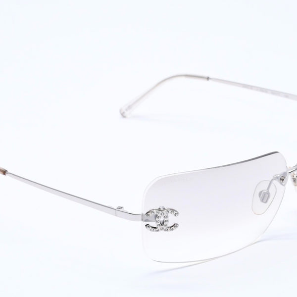 Very Good Condition CHANEL Rimless Sunglasses Eyewear 4017-D c.159/6I Size 62□17 120 Coco Mark Rhinestone Used 4a004362